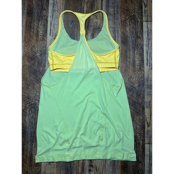 Size 6 Lululemon Racerback Tank Lot – Yellow & Printed Workout Tops - Picture 3 of 10